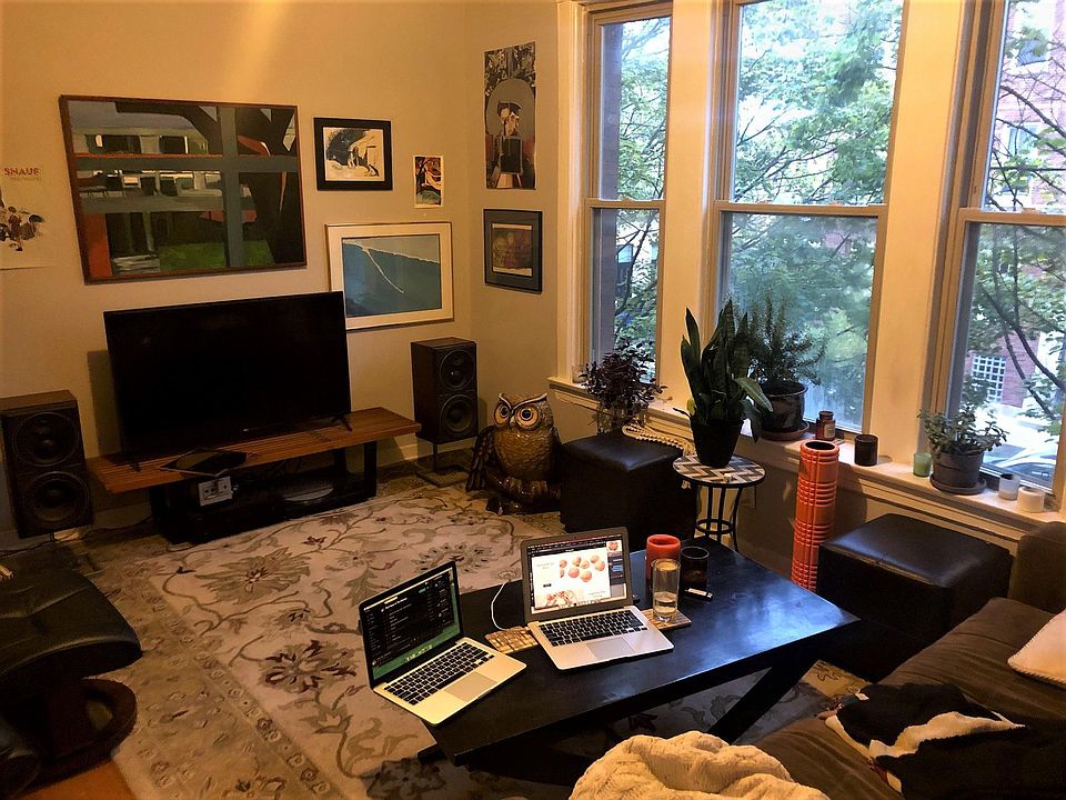 1st image of 3274 W Altgeld St #1.5