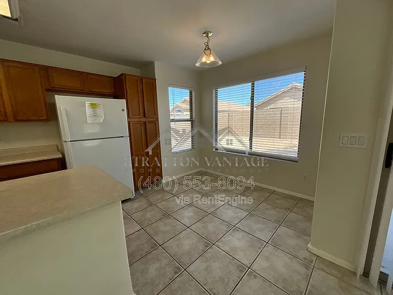 16612 W Cottonwood St — Photo 10