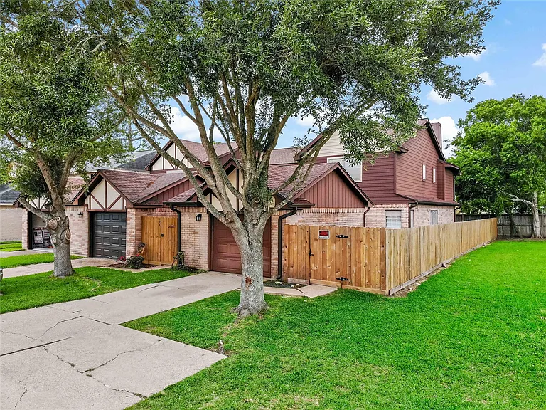 542 Birdsong Dr — Photo 20