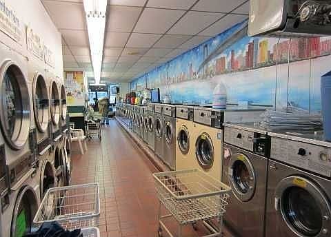 2nd image of 8168 Lefferts Blvd
