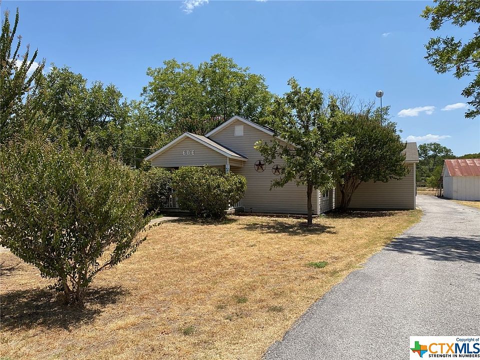 606 & 604 State School Rd, Gatesville, TX 76528 Zillow