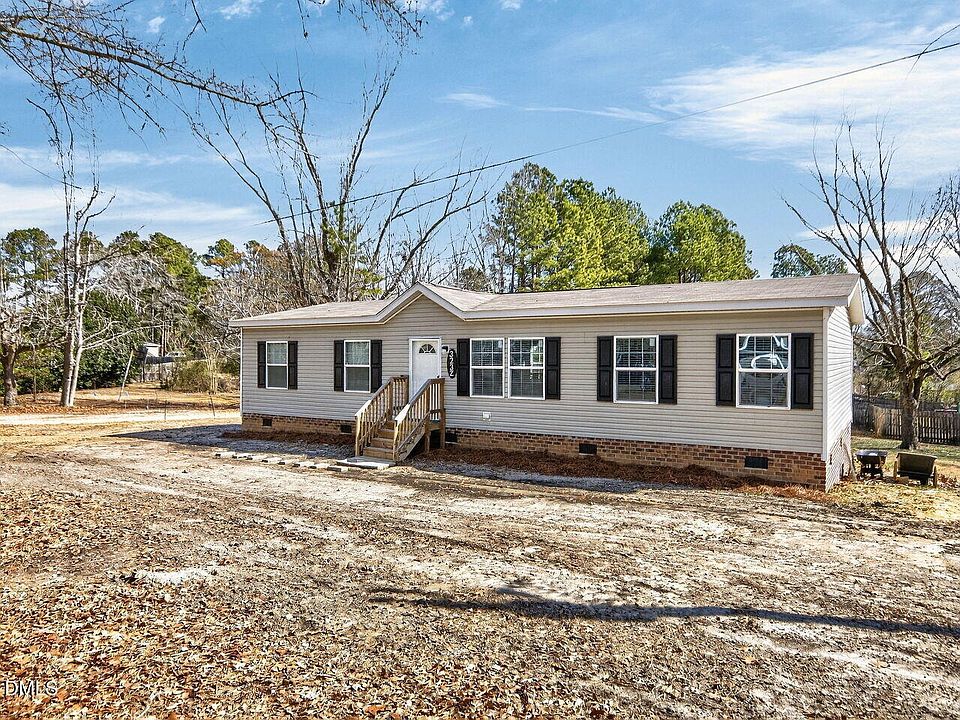 1st image of 323 Aquilla Rd #Z