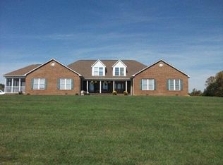 17043 Windy Ridge Ln, Abingdon, VA 24211