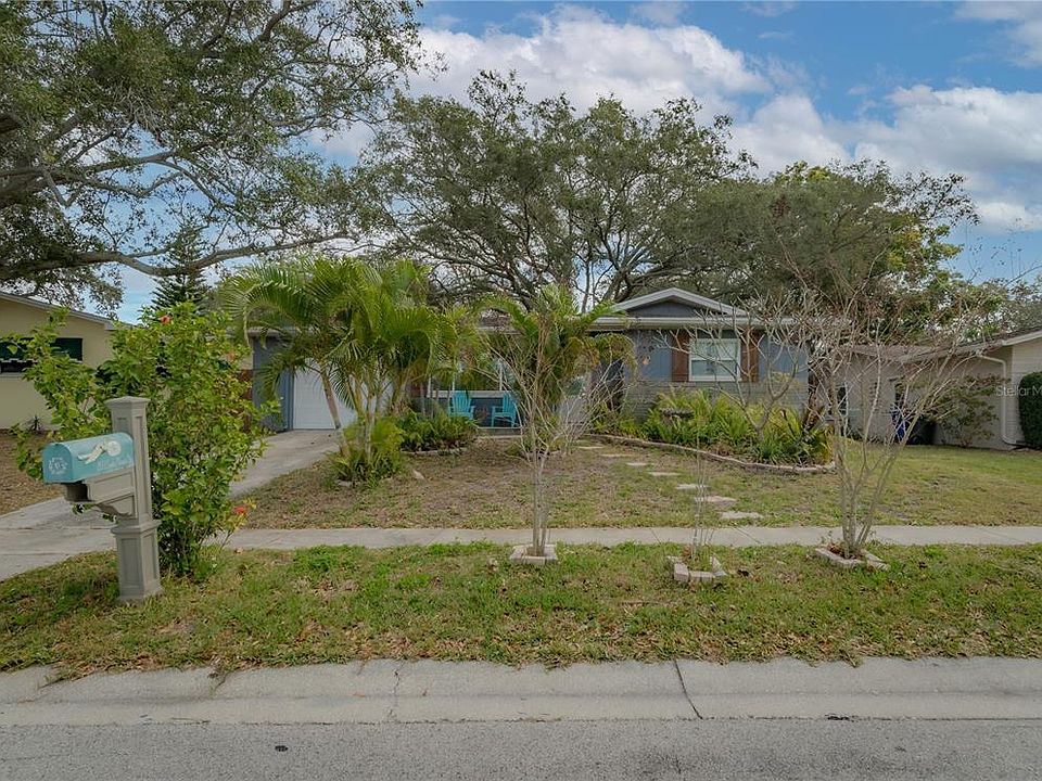 1st image of 1553 Santa Monica Dr