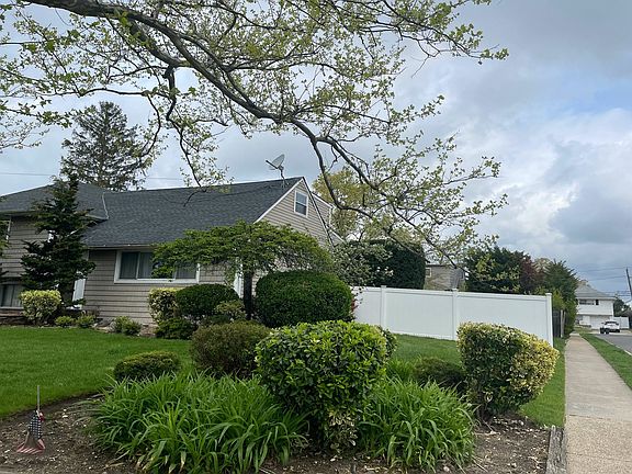 2nd image of 78 Concord Ave