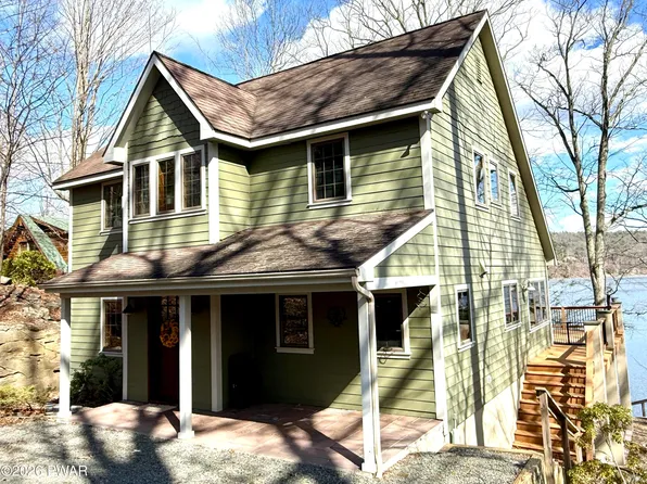 2 Knollwood Rd, Lake Ariel, PA 18436