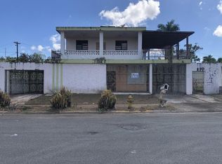 G4 Calle Platino, Bayamon, PR 00961