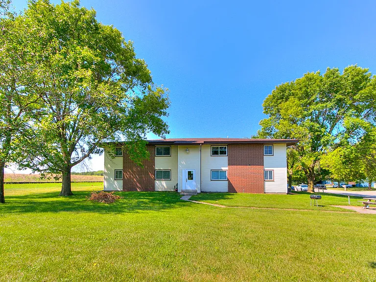 1014-1028 Shagbark Dr #8 — Photo 11
