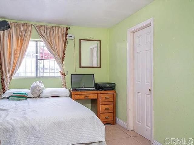 1st image of 425 32nd St