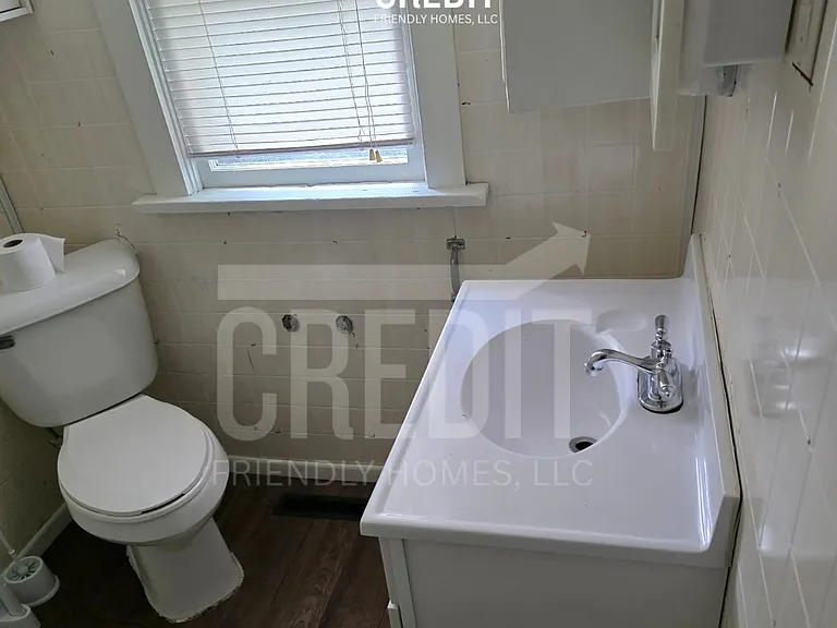 10 Cedar St — Photo 10