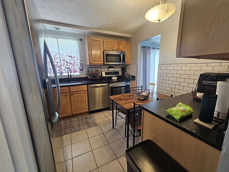 3136 Delburn Ave — Photo 9