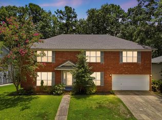 1313 River Oaks Dr, Benton, AR 72019