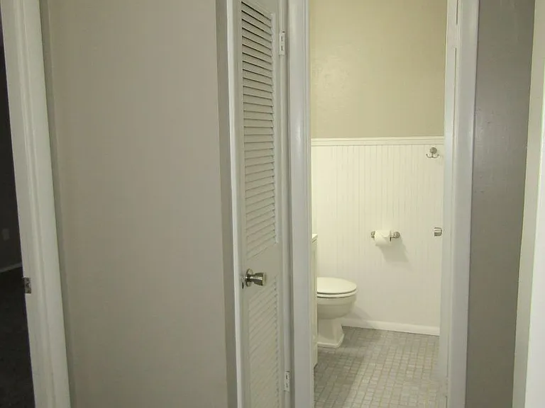 1256 Eaglewood Dr — Photo 17