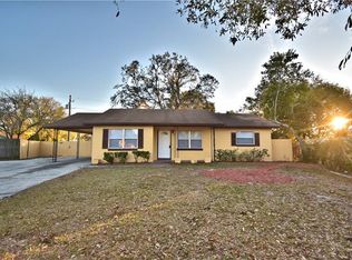 701 Holt Cir, Winter Haven, FL 33880