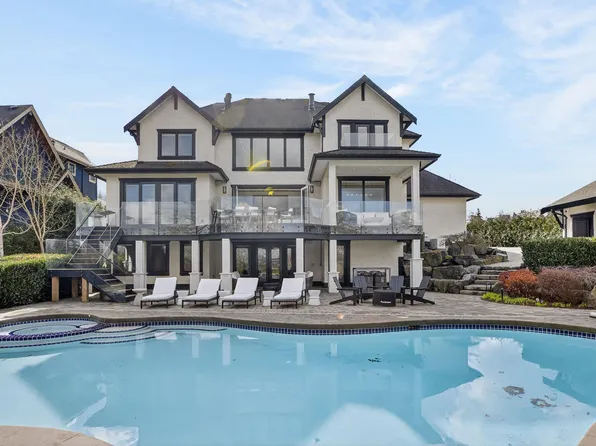 20055 2nd Ave, Langley, BC V2Z 0A3