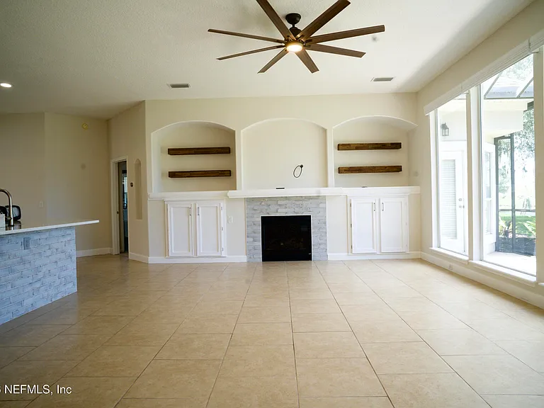 1752 Eagle Watch Dr — Photo 4
