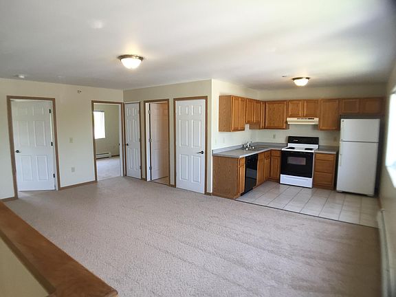 4th image of 1021 Hancock St APT 3