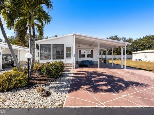 5252 Fiddleleaf Dr, Fort Myers, FL 33905