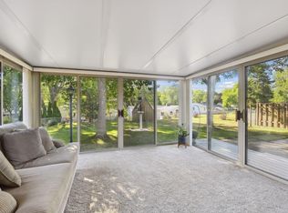 4431 W 82nd St, Bloomington, MN 55437