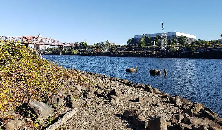 720 NW Naito Pkwy #D17 — Photo 32