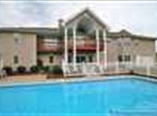 2223 Green Ridge Ln, Jackson, MO 63755