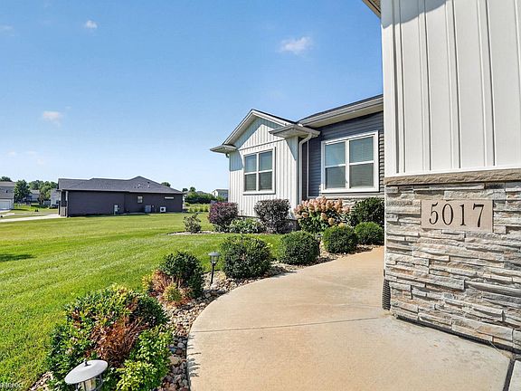 3rd image of 5017 Cohen Ct