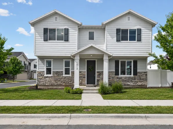 1812 W Parkview Dr S, Syracuse, UT 84075