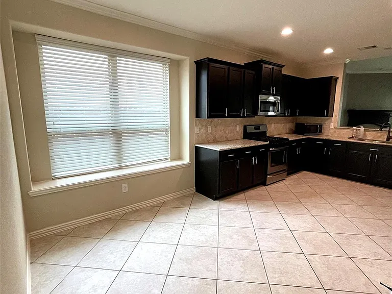 14831 Raleighs Meadow Ct — Photo 8