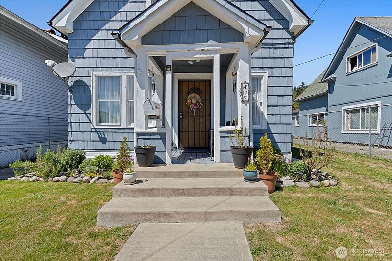 4th image of 419 Karr Avenue