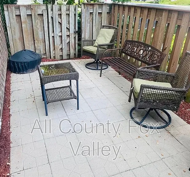 1723 Queensbury Cir — Photo 14