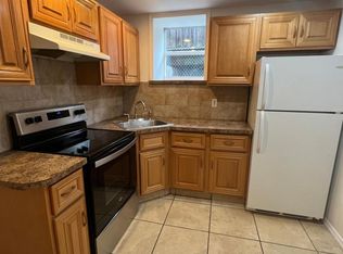 692 Brush Ave, Bronx, NY 10465