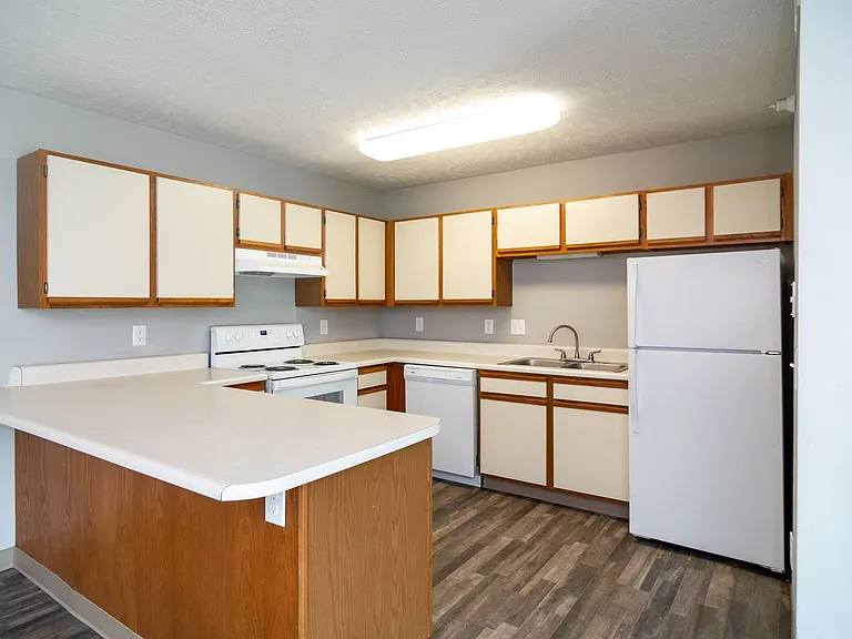 Normandy Hills Apartments LLC — Photo 24