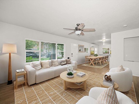 4th image of 2617 W Fairview Ave