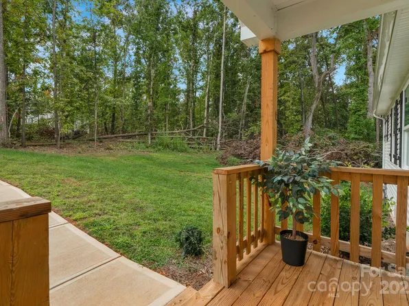 103 Orchard St, Forest City, NC 28043