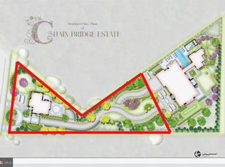 681 Chain Brg #A, McLean, VA 22101