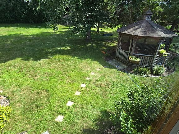 4th image of 1909 9th St SW