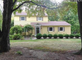 5126 Sunnybrook Rd, Kent, OH 44240