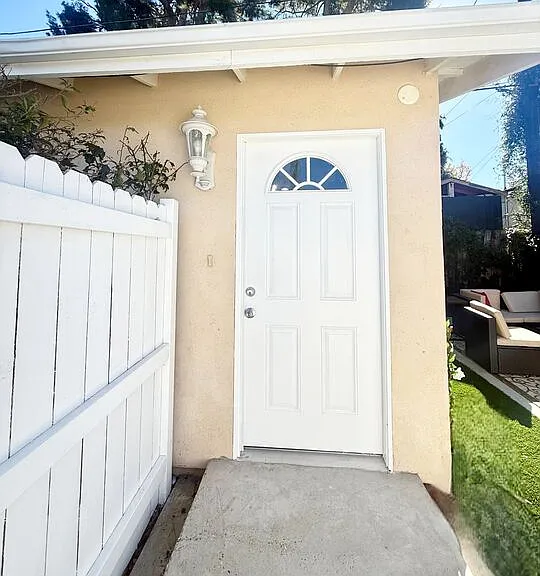 18002 Collins St — Photo 3