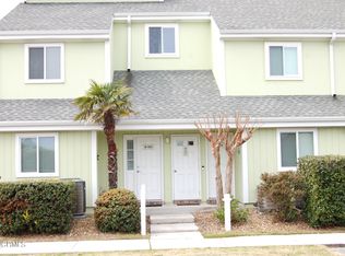 9201 Coast Guard Rd #H301, Emerald Isle, NC 28594