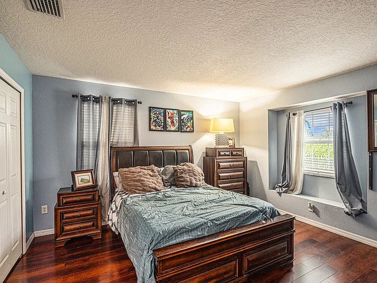 706 York Dale Dr — Photo 18