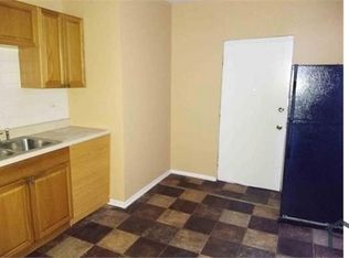 832 N Karlov Ave #1, Chicago, IL 60651