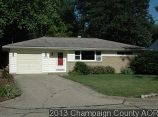 806 S Victor St, Champaign, IL 61821