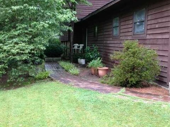 3315 Canterbury Trl, Rex, GA 30273