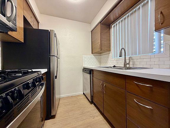 2nd image of 4415 N 8th Ave APT 5