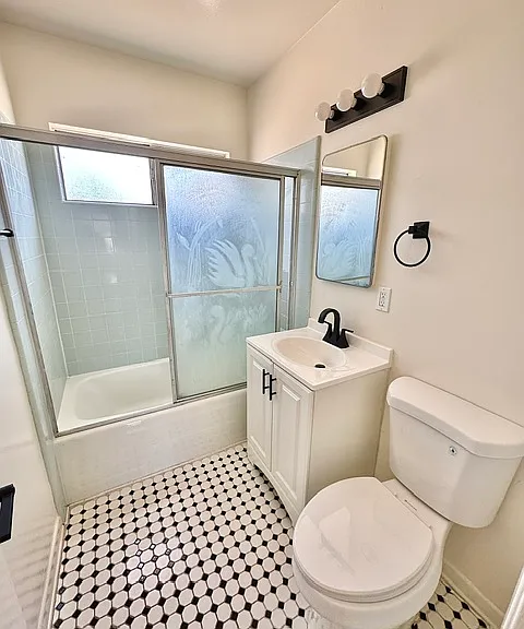 238 W Elm Ave #C — Photo 15
