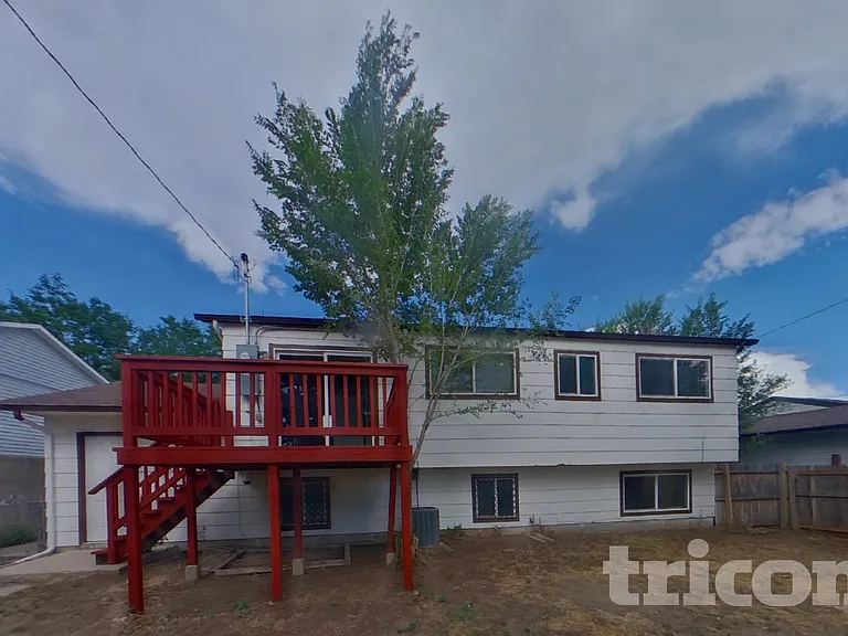 1634 Keaton Ln — Photo 15