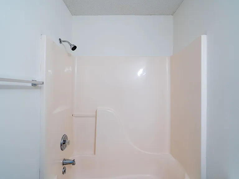 4401-4403 Cheryl Ct. — Photo 46