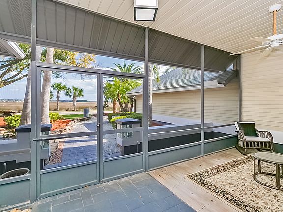 3rd image of 14131 Pine Island Dr