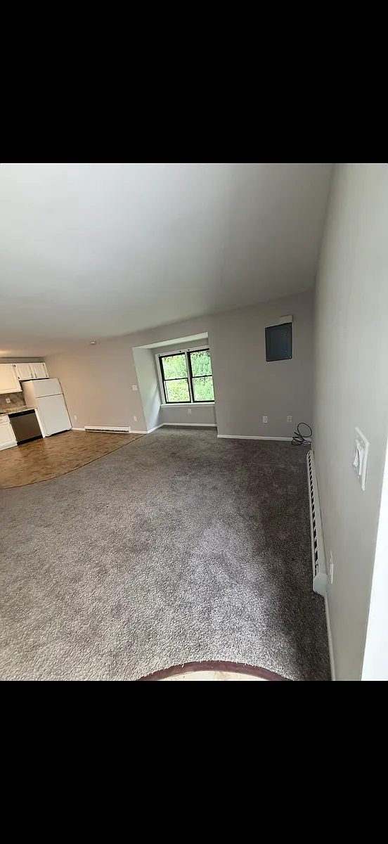 Building Photo - 2600 Carmel Ave #1A
