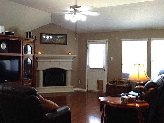 2nd image of 13614 Brighton Park Dr